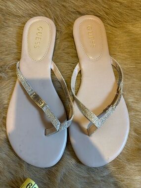 GUESS Pale Pink Flip-Flop Sandals with Gold Glitter Straps